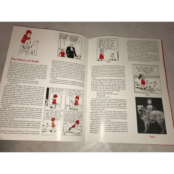 Vintage Program- National Touring Musicals Presents Annie - Picture 8 of 13